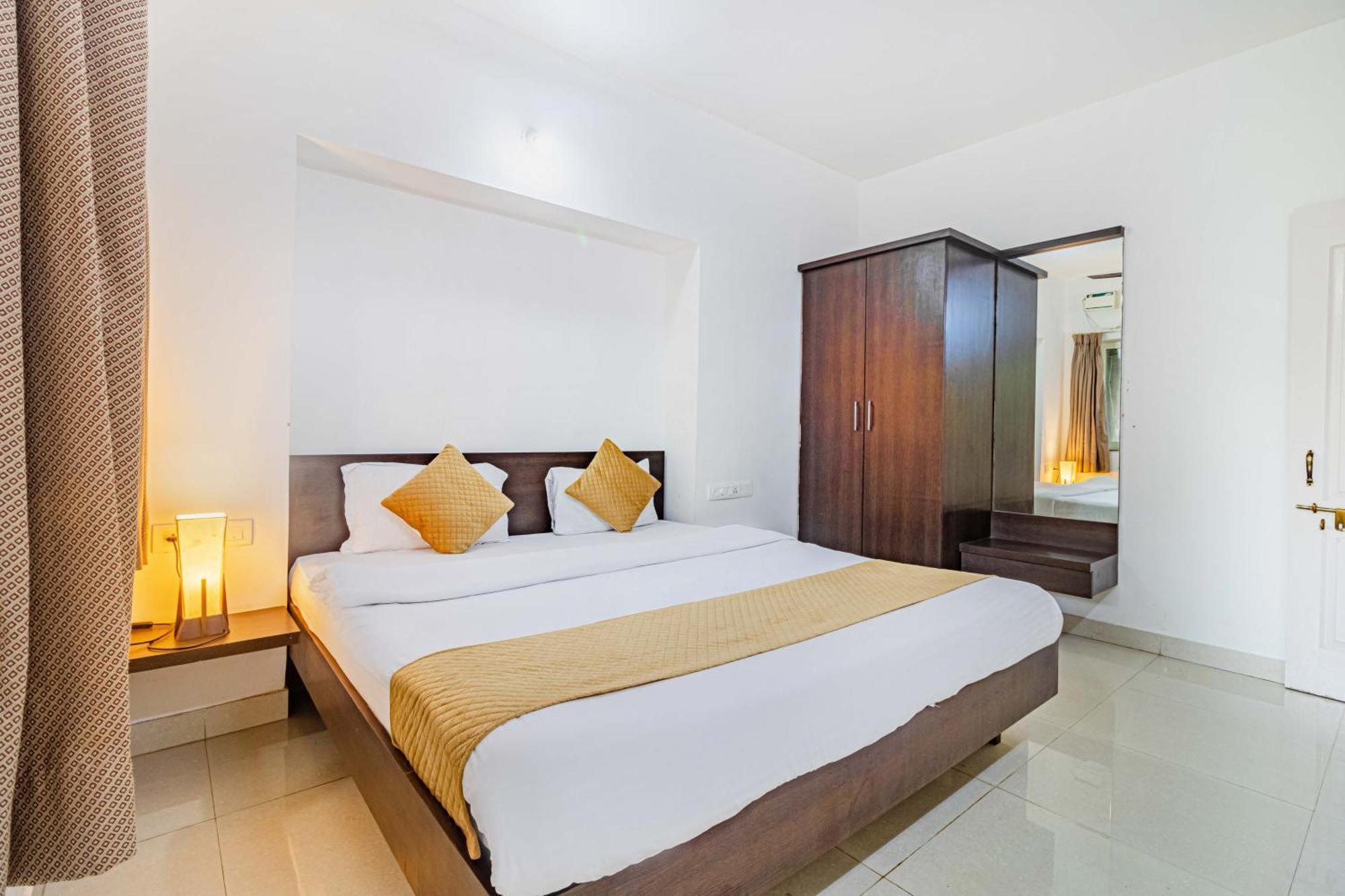 4Bhk Sparkling Apartment Near Beach Pool & Bar 2Bhkx2 Вагатор Экстерьер фото